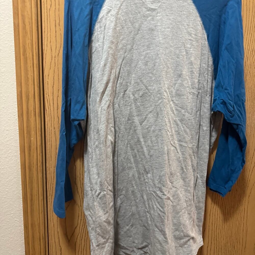 North Face T-shirt size XL - Picture 6 of 7